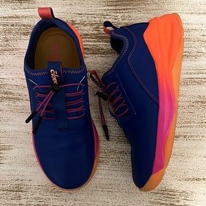 Clove shoes, Size 7, Blue/Pink/Orange